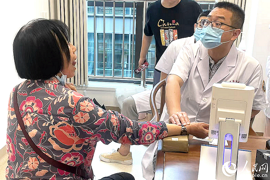 柔性引進(jìn)專家?guī)Ы炭丛\。人民網(wǎng)記者 林盈攝