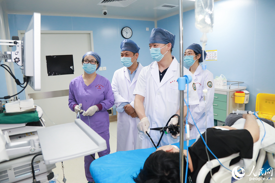 柔性引進(jìn)專家?guī)Ы炭丛\。人民網(wǎng) 陳永整攝