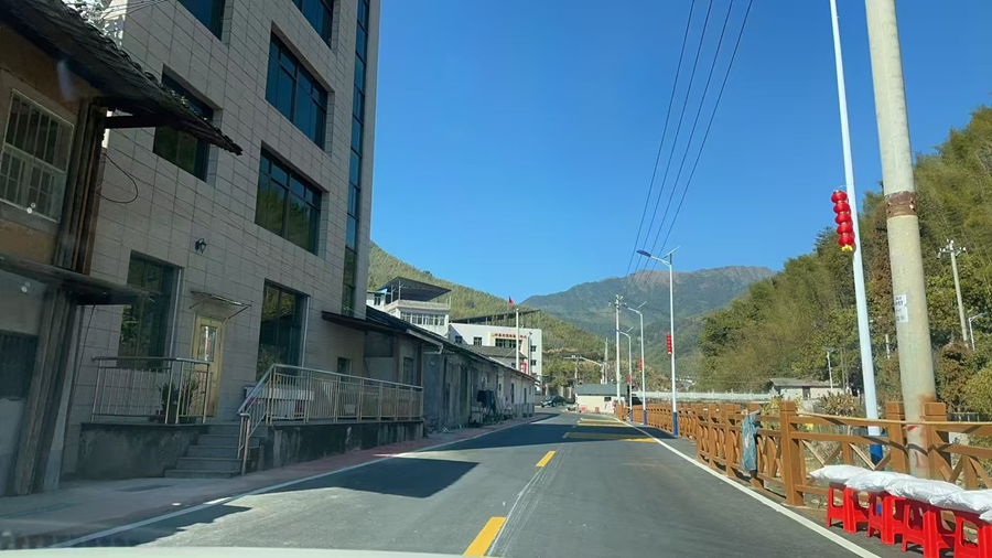 新羅區(qū)江山鎮(zhèn)村美村村道水毀修復工程 （村美路口至民宿段）