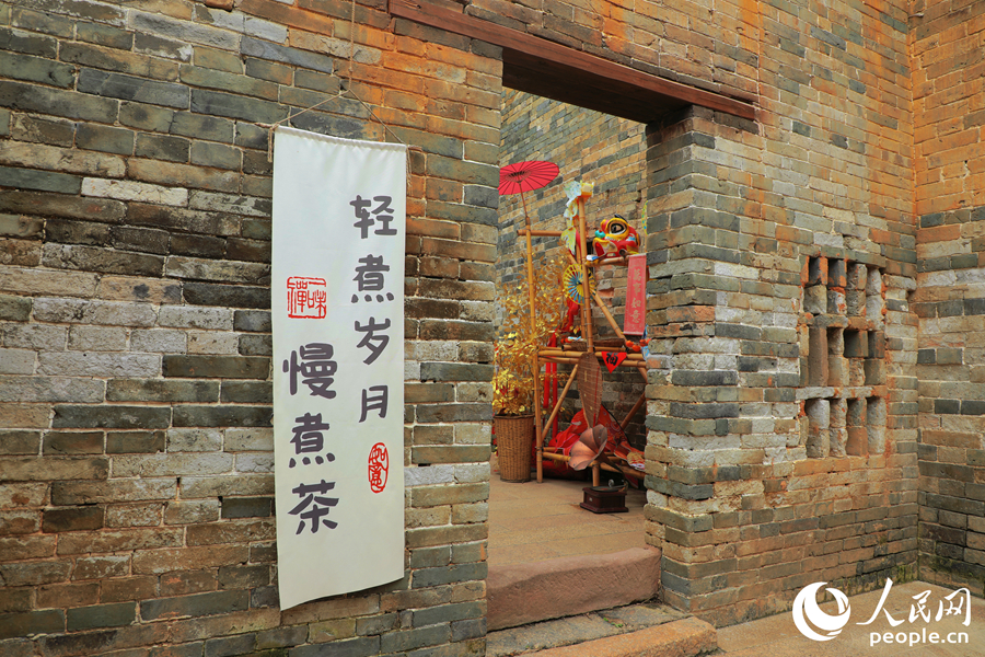 三洲村古墻。人民網(wǎng) 李唯一攝