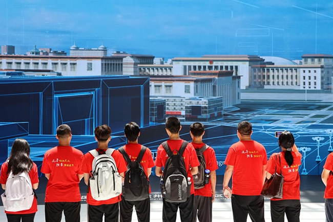 實(shí)踐隊感受貴州科創(chuàng)新貌