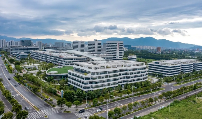 復(fù)旦大學(xué)附屬華山醫(yī)院福建醫(yī)院。姜亮攝