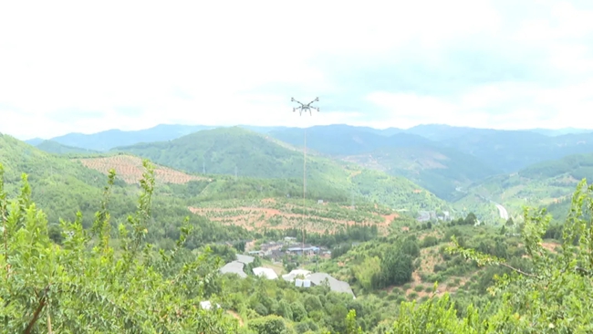 無人機(jī)運(yùn)輸油柰