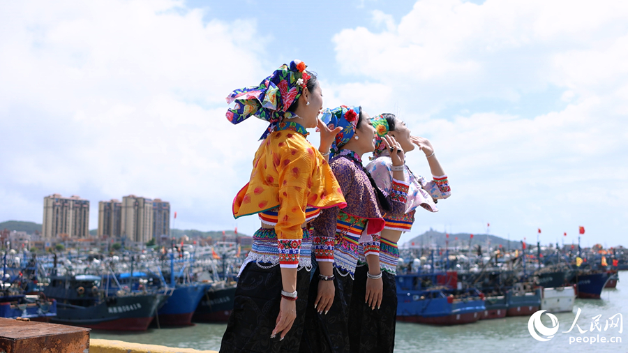 開漁嘍！人民網(wǎng) 李昌乾攝