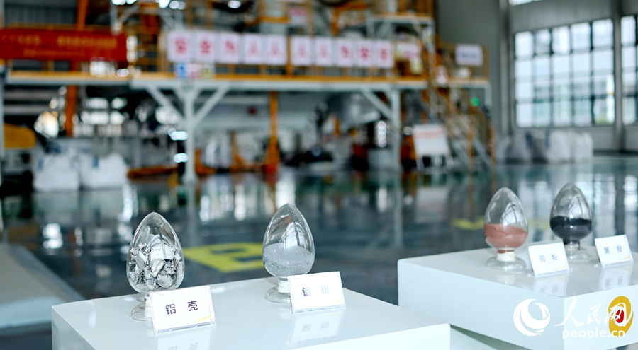 新能源電池回收的“產(chǎn)物”。人民網(wǎng) 李昌乾攝