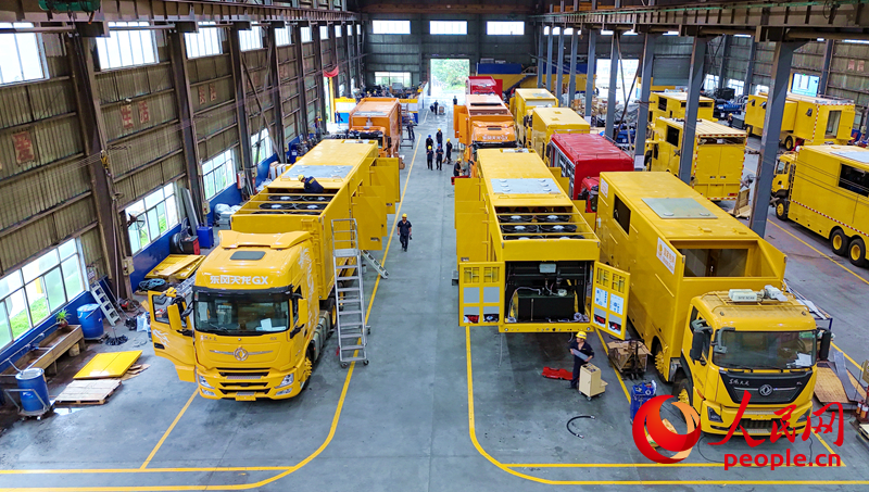 海德馨汽車公司的總裝車間。人民網(wǎng) 李昌乾攝