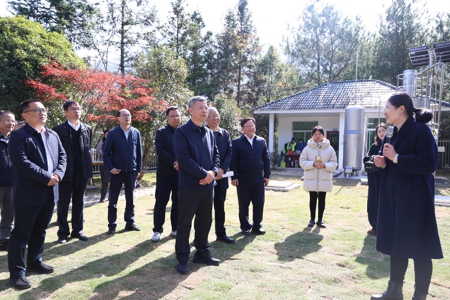 現(xiàn)場(chǎng)參觀