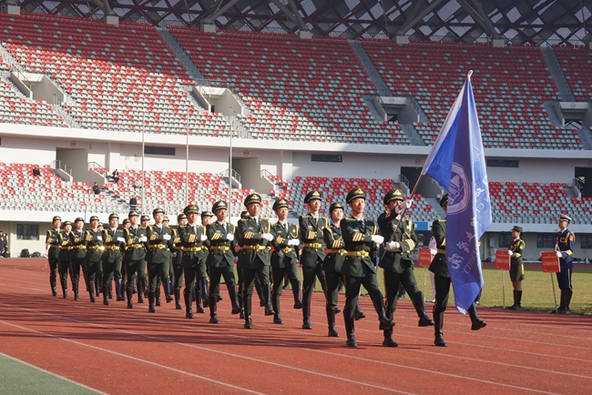 廈門城市職業(yè)學(xué)院代表隊(duì)入場(chǎng)