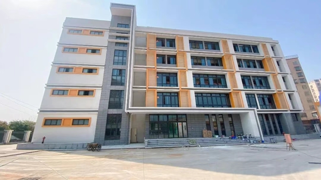 升級(jí)改造中的前林小學(xué)