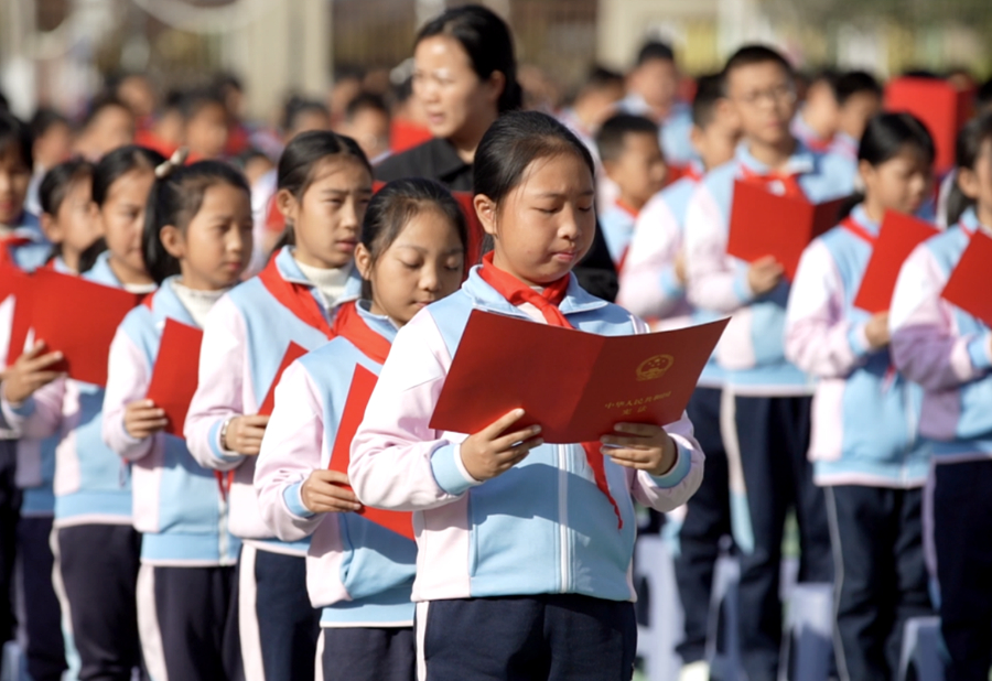 誦讀憲法。福建省司法廳供圖