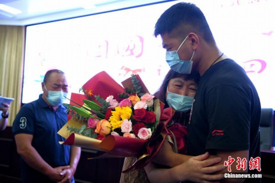 ������������3��(g��)ʧɢ20�����ϵļ�ͥ���F(tu��n)�A